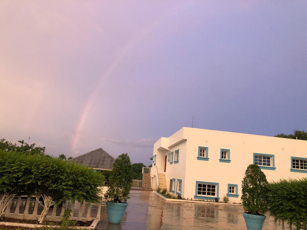 Complejo Ecoturistico Rancho Cielo Hotel Licey al Medio ภายนอก รูปภาพ